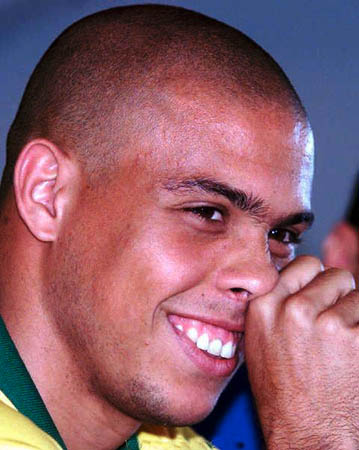 RONALDO R9